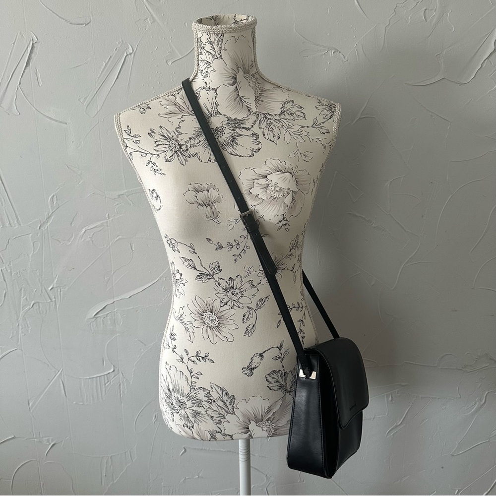 Liz Claiborne - Black Crossbody Bag